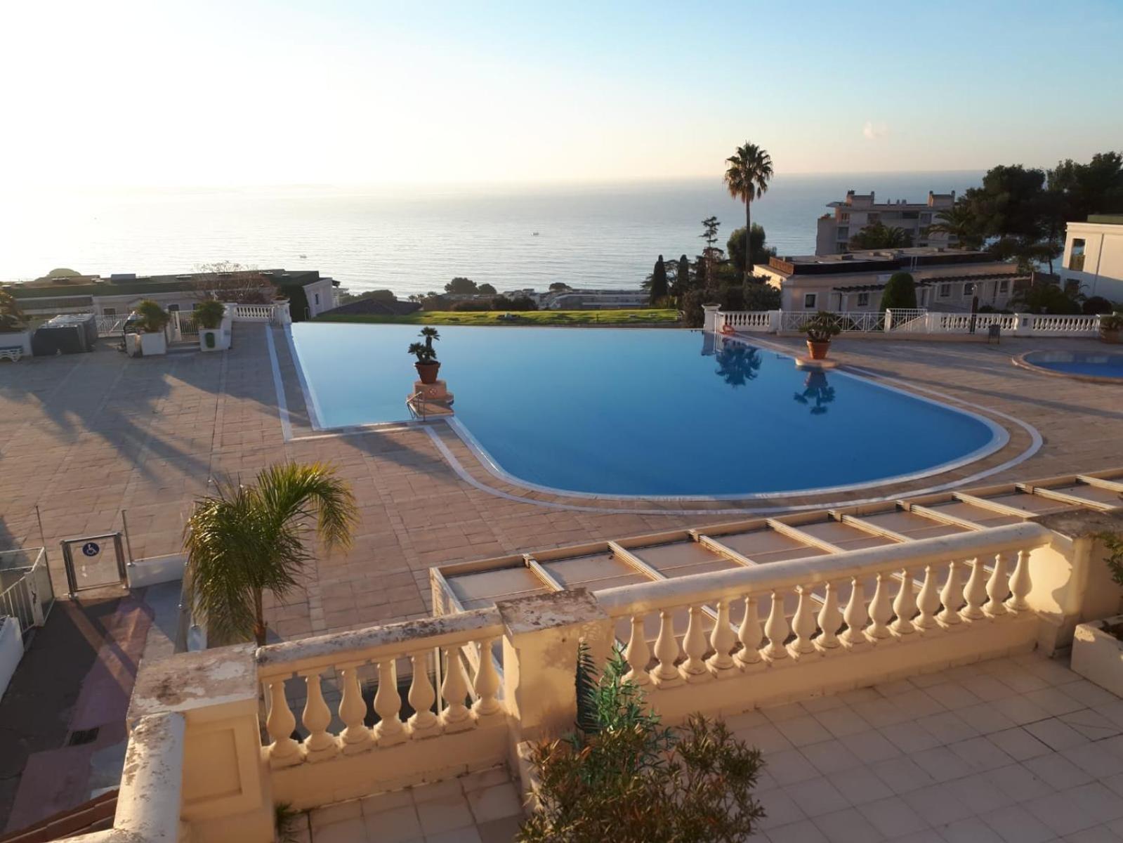Appartement Renove, Piscine A Debordement, Vue Mer Cannes Dış mekan fotoğraf